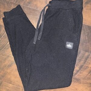 Alo joggers